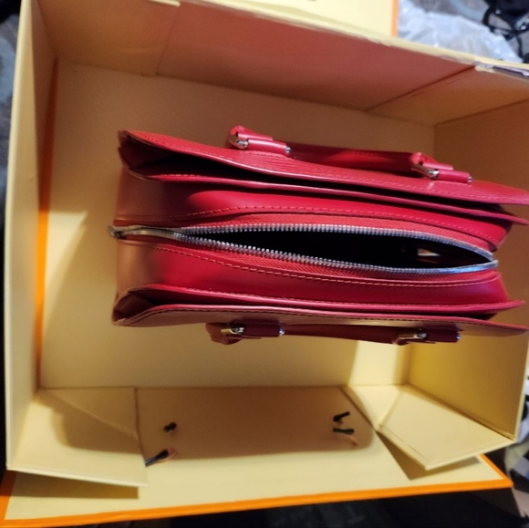 Red Lv - Picture 5 of 10